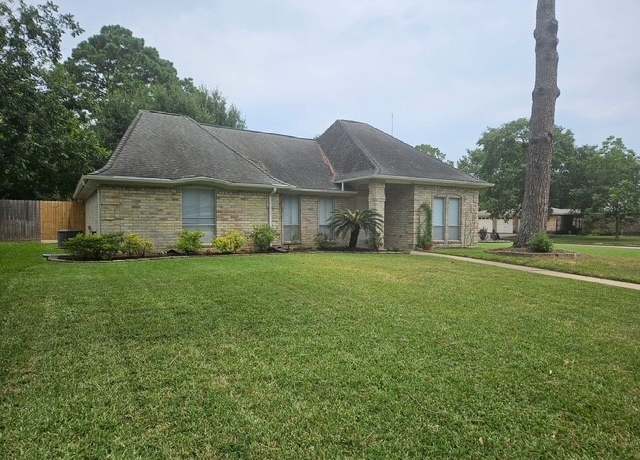 Property at 8302 Tiger Ln, Houston, TX 77040, 3 beds, 2.5 baths