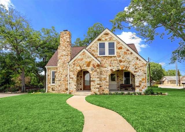Property at 1908 S Austin St, Brenham, TX 77833, 4 beds, 2 baths
