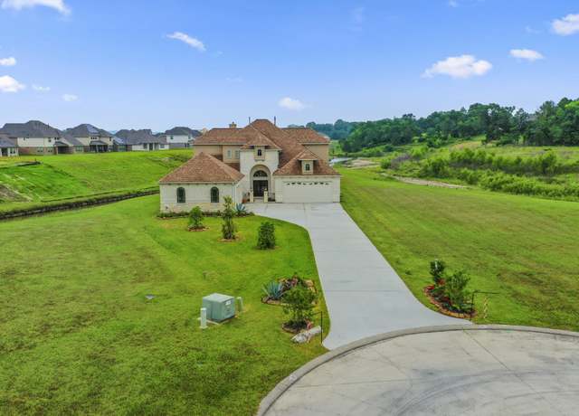 Property at 11 Waterstone Ct, Montgomery, TX 77356, 4 beds, 4.5 baths