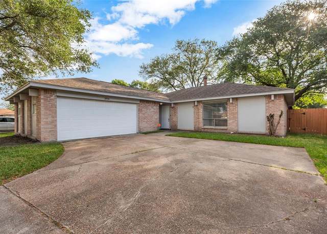 Property at 20134 Chipplegate Ln, Humble, TX 77338, 3 beds, 2 baths