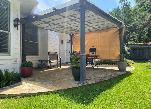 Property at 1727 Whispering Forest Dr, Kingwood, TX 77339, 3 beds, 2 baths