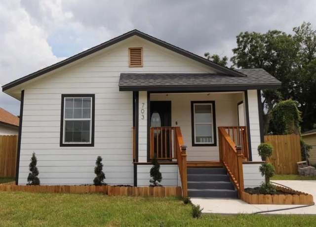 Property at 703 W 22nd St, Bryan, TX 77803, 3 beds, 2 baths