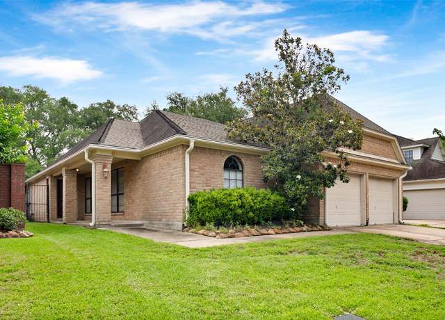 Property at 4132 Deerfield Village Dr, Houston, TX 77084, 3 beds, 2 baths