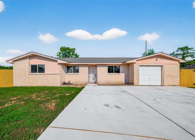 Property at 5126 Denoron Dr, Houston, TX 77048, 4 beds, 2 baths
