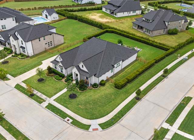 Property at 7919 Deer Meadow Ln, Fulshear, TX 77406, 4 beds, 3.5 baths