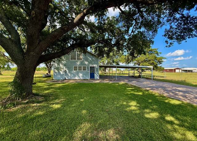 Property at 202 Cedar Creek Dr, Needville, TX 77461, 3 beds, 2 baths