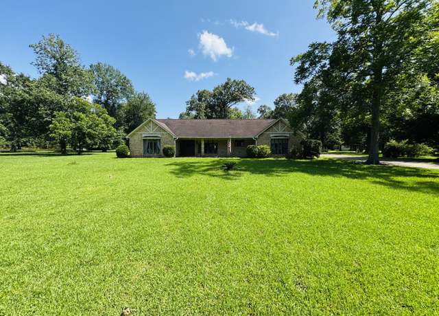 Property at 141 County Road 2093, Liberty, TX 77575, 3 beds, 2 baths