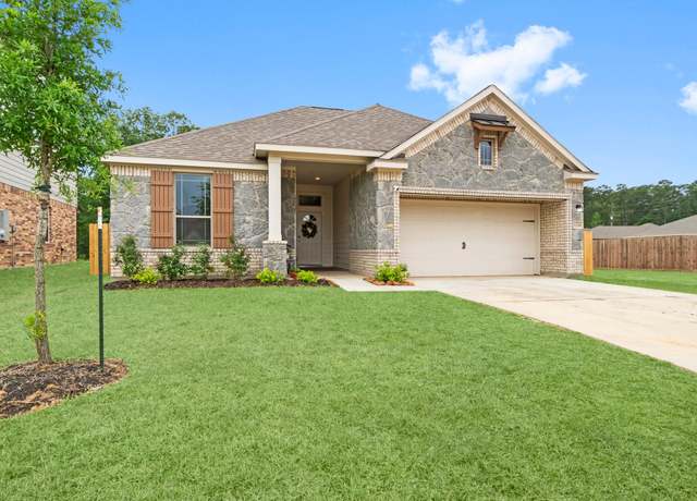 Property at 12259 N Chestnut Hills Dr, Conroe, TX 77303, 3 beds, 2 baths
