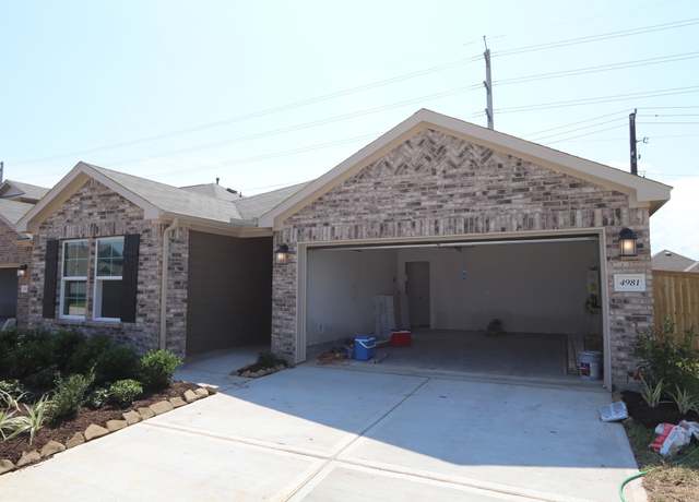 Property at 4981 Perennial Ln, La Marque, TX 77568, 3 beds, 2 baths