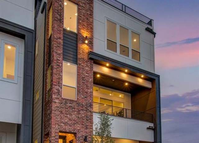 Property at 1107 Ennis St, Houston, TX 77003, 3 beds, 3.5 baths