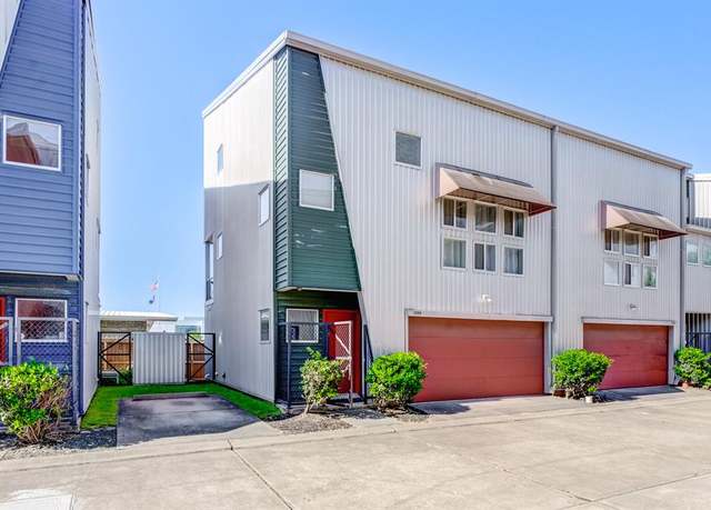 Property at 3206 Yellowstone Park Dr, Houston, TX 77054, 2 beds, 2 baths