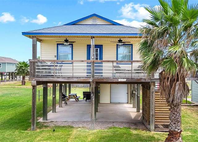 Property at 424 Angel Wing St, Surfside Beach, TX 77541, 3 beds, 2 baths