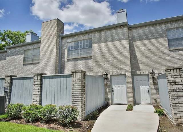 Property at 562 Wilcrest Dr, Houston, TX 77042, 2 beds, 2.5 baths