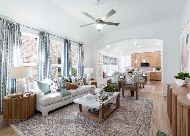 Property at 255 Navasota Narrows Ct, Conroe, TX 77304, 3 beds, 2.5 baths