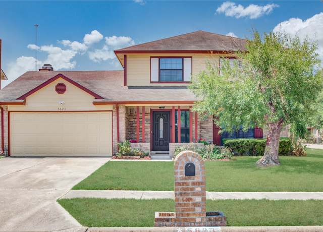 Property at 5623 Glenmorin Ct, Houston, TX 77049, 3 beds, 2.5 baths