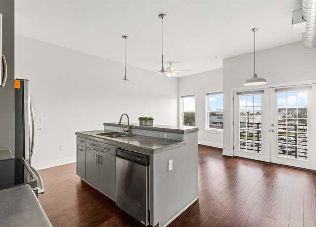 Property at 1011 Studemont St #304, Houston, TX 77007, 1 bed, 1 bath