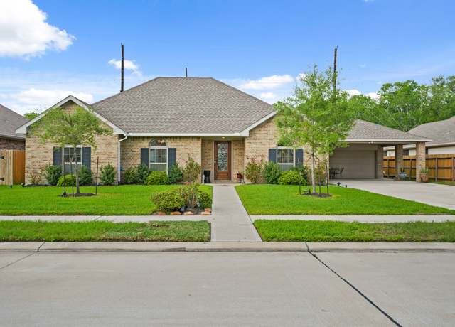 Property at 6406 Grapevine Bnd, Manvel, TX 77578, 3 beds, 2 baths