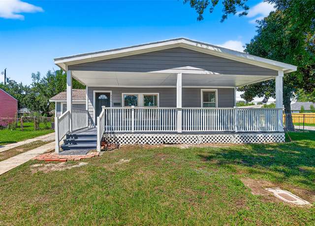 Property at 2217 10th St, Galena Park, TX 77547, 3 beds, 2 baths
