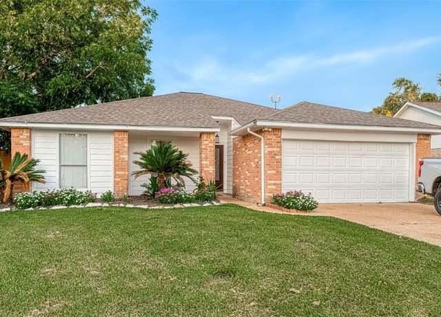 Property at 7414 Wovenwood Ln, Houston, TX 77041, 3 beds, 2 baths