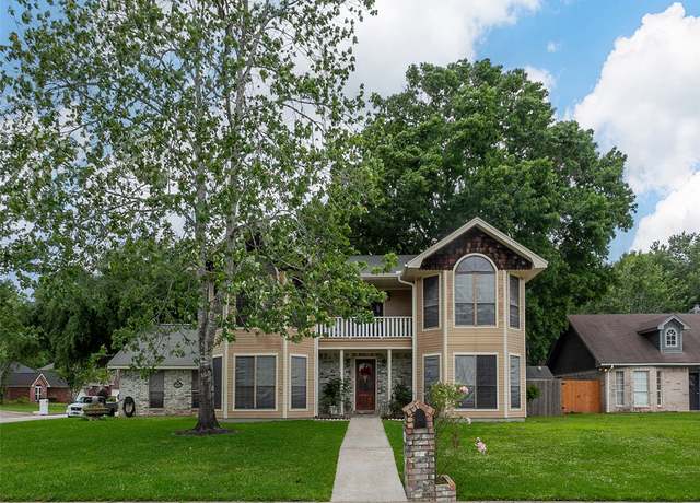 Property at 12770 Satinwood Ln, Beaumont, TX 77713, 4 beds, 2.5 baths