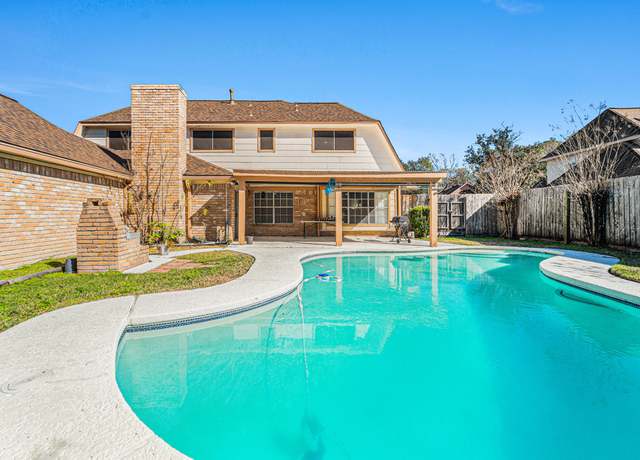 Property at 20339 Arrow Cove Dr, Humble, TX 77346, 4 beds, 2.5 baths