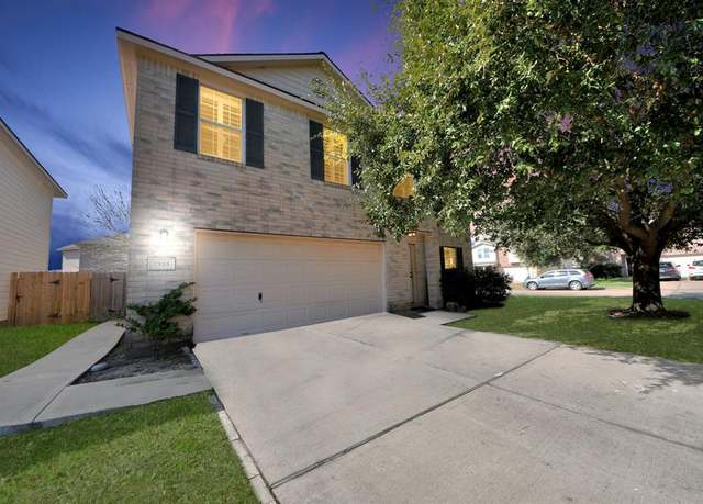 Property at 7935 Tawny Bluff Ct, Cypress, TX 77433, 4 beds, 3 baths