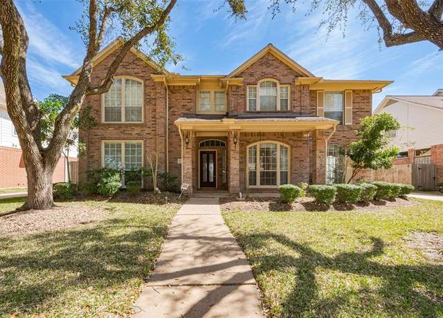 Property at 1723 Solana Springs Dr, Sugar Land, TX 77479, 4 beds, 3.5 baths