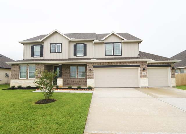 Property at 12614 Old Fashion Cir, Mont Belvieu, TX 77535, 4 beds, 3.5 baths