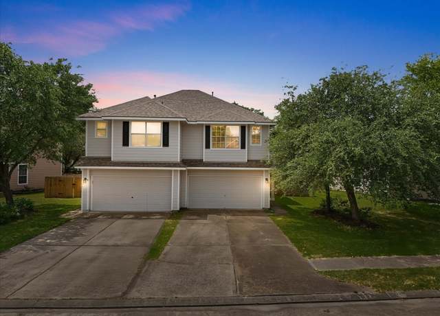 Property at 471 Folk Crest Ln, Dickinson, TX 77539, 3 beds, 2.5 baths