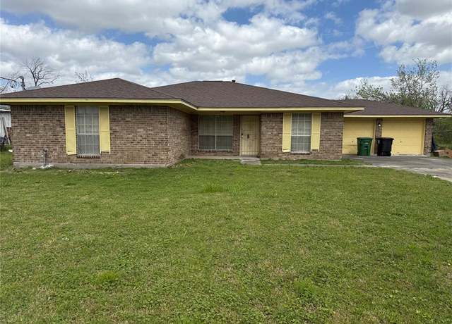Property at 872 Granville Dr, Houston, TX 77091, 3 beds, 2 baths