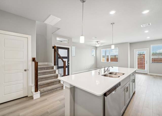 Property at 4113 Fig Grove St, Houston, TX 77080, 3 beds, 2.5 baths