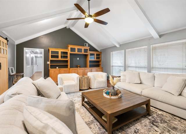 Property at 6702 Seinfeld Ct, Houston, TX 77069, 4 beds, 2 baths
