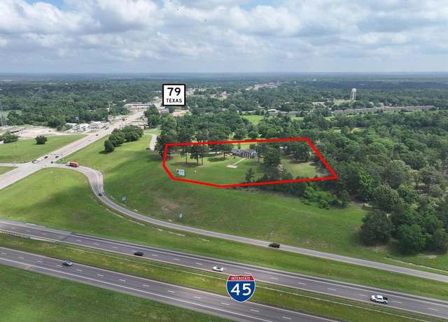 Property at 413 Hill St, Buffalo, TX 75831, 4 beds, 2.5 baths