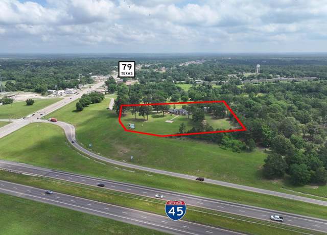 Property at 413 Hill St, Buffalo, TX 75831, 4 beds, 2.5 baths
