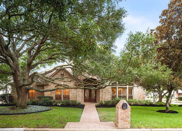 Property at 502 Barkers Cv, Houston, TX 77079, 4 beds, 3.5 baths