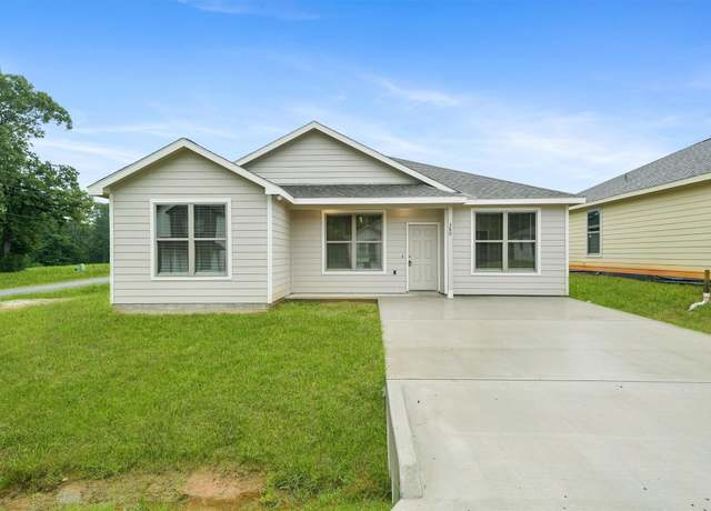 Property at 380 Byrd Dr, Lufkin, TX 75901, 4 beds, 2 baths