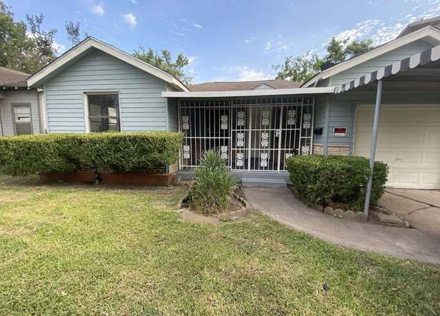 Property at 5424 San Juan St, Houston, TX 77020, 2 beds, 1 bath