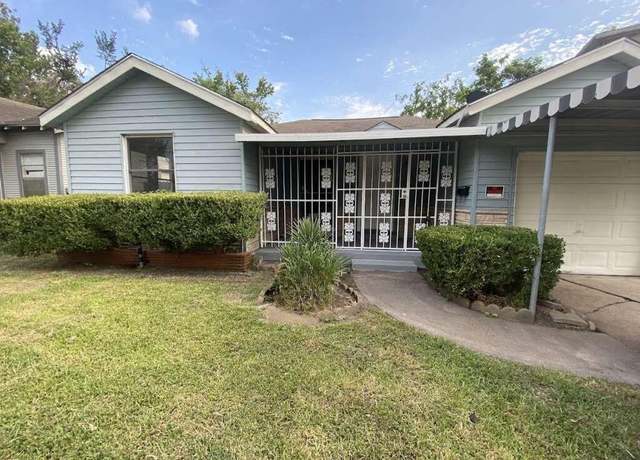 Property at 5424 San Juan St, Houston, TX 77020, 2 beds, 1 bath