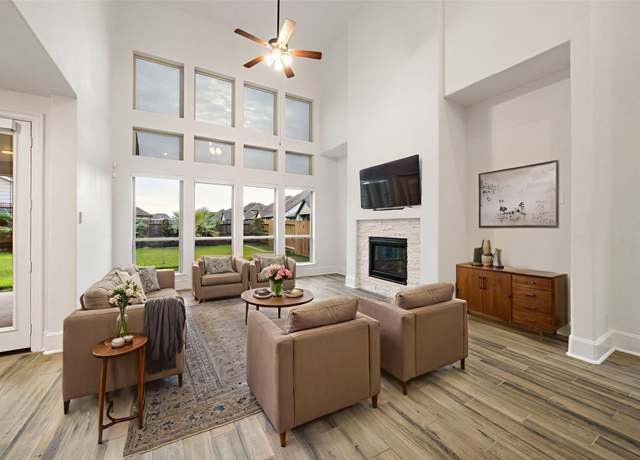Property at 15842 Formaston Forest Dr, Humble, TX 77346, 4 beds, 3.5 baths