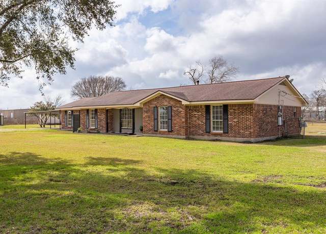 Property at 17602 Pearland Sites Rd, Pearland, TX 77584, 3 beds, 2 baths