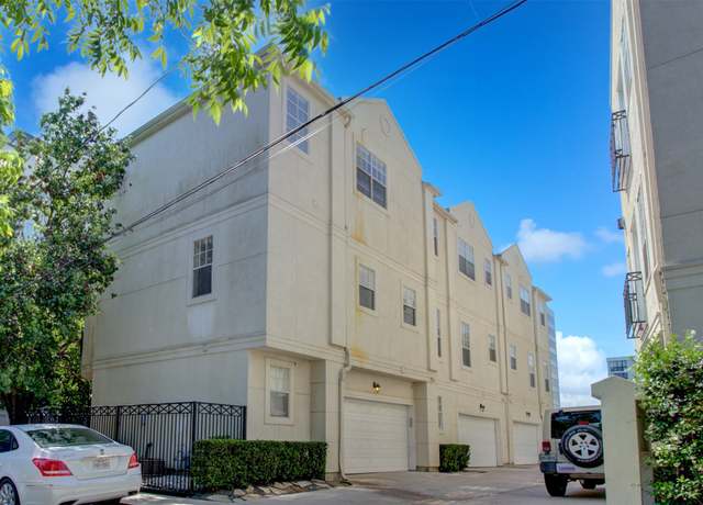 Property at 105 Detering St, Houston, TX 77007, 3 beds, 3.5 baths
