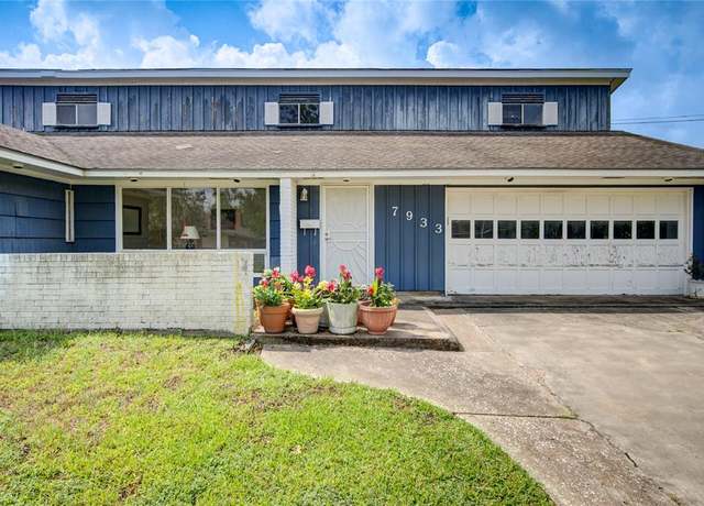 Property at 7933 Longridge Dr, Houston, TX 77055, 3 beds, 2 baths