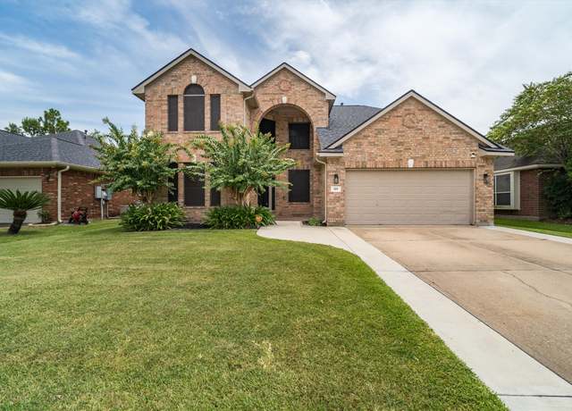 Property at 315 Blossomwood Dr, League City, TX 77573, 4 beds, 2.5 baths