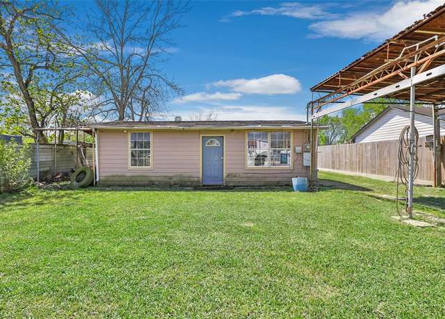 Property at 13022 Gladden Dr, Houston, TX 77049, 2 beds, 1 bath
