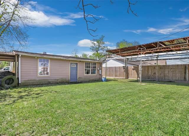 Property at 13022 Gladden Dr, Houston, TX 77049, 2 beds, 1 bath