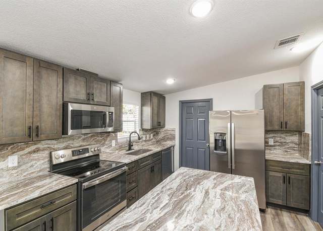 Property at 295 County Road 37301, Splendora, TX 77372, 4 beds, 2 baths