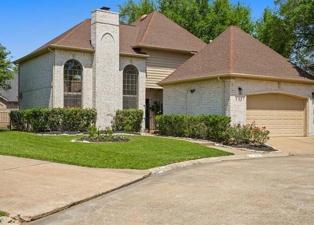 Property at 2331 Sand Ct, Richmond, TX 77406, 3 beds, 2.5 baths