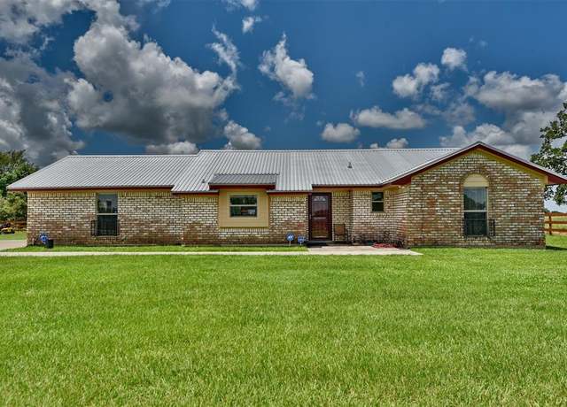Property at 32634 Fm 1736 Rd, Hempstead, TX 77445, 3 beds, 2 baths