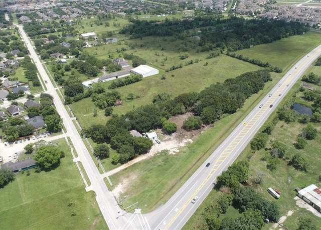 Property at 2385 Austin St, League City, TX 77573