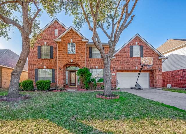 Property at 11322 Rock Bridge Ln, Sugar Land, TX 77498, 4 beds, 3.5 baths